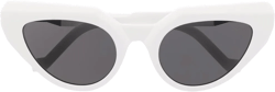 cat-eye tinted sunglasses