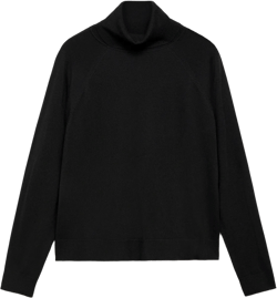 Fine-knit turtleneck sweater