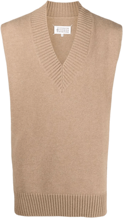 V-neck knit stole