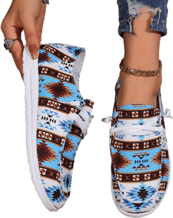 Geometric Chic: Women's Casual Canvas Shoes - Low-Top Flat Loafers with Geometric Patterns - Slip-On Sneakers for a Stylish Statement