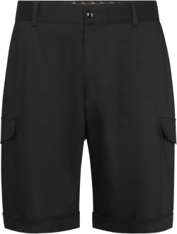 straight-leg cargo shorts 