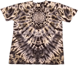 Large. Tie dye shirt. Grey scale mandala/ psychedelic scrunch combo tee.