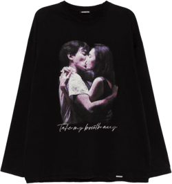 graphic-print T-shirt