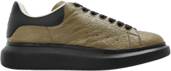 low-top sneakers