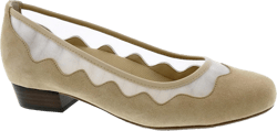 Ros Hommerson Tootsie 74034 Women's Dress Shoe Leather Slip-on 7.5 Narrow Nude/Suede