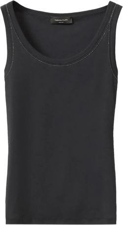 sleeveless top 