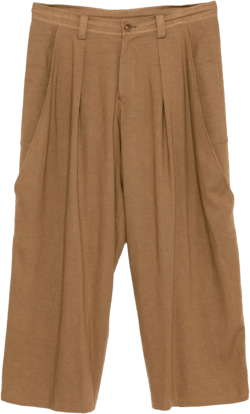 pleated trousers