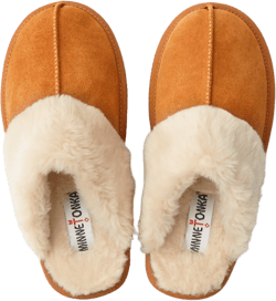 Minnetonka Women's Chesney Scuff Slipper