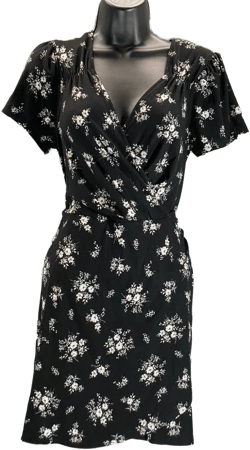 ULTRA FLIRT Juniors' Black Floral-Print V-Neck Faux-Wrap Bodycon Mini Dress SZXL