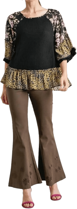 Umgee Women's Black Floral &amp; Animal Waffle Knit Top