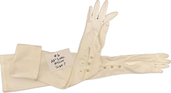 CHOICE: Vintage Creamy White Nylon Ladies Dress Gloves