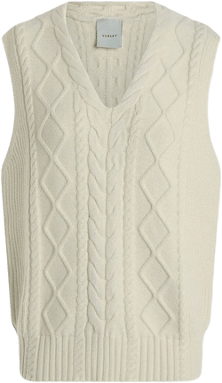 cable-knit V-neck vest