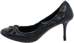 leather bow-detail pumps