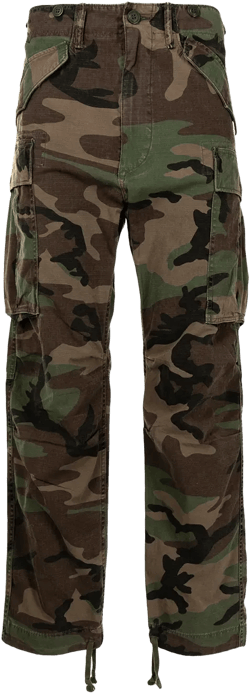 camouflage-print trousers
