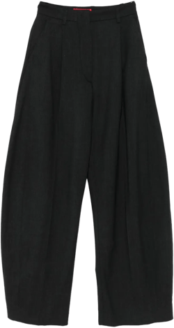 pleated trousers