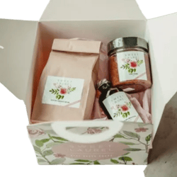 Sweet Laurel Cake Kit