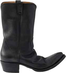 pointed-toe boots