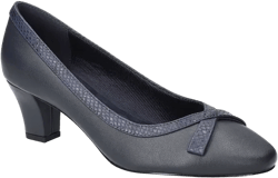 Women's Kata Round-Toe Slip-On Pumps