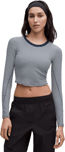 Hold Tight Straight-hem Cropped Long-sleeve Shirt